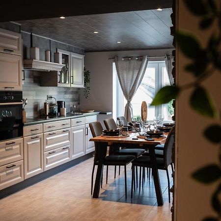 Vila O Cocoon De Mya Gedinne Exteriér fotografie